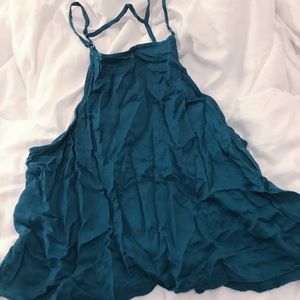 urban outfitters crop top